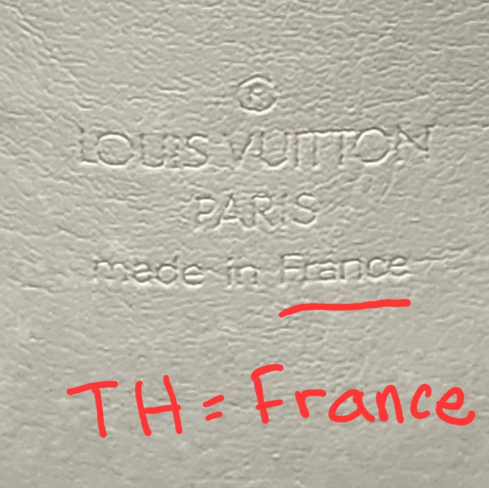 Louis Vuitton Vintage Gold Monogram Vernis Mini Backpack, Lock & Key + Dust Bag - Picture 17 of 17